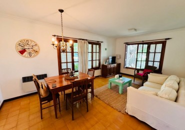 CHALET DE 4 AMB CON COCHERA - A UNA CUADRA DE LA COSTA - SAN PATRICIO